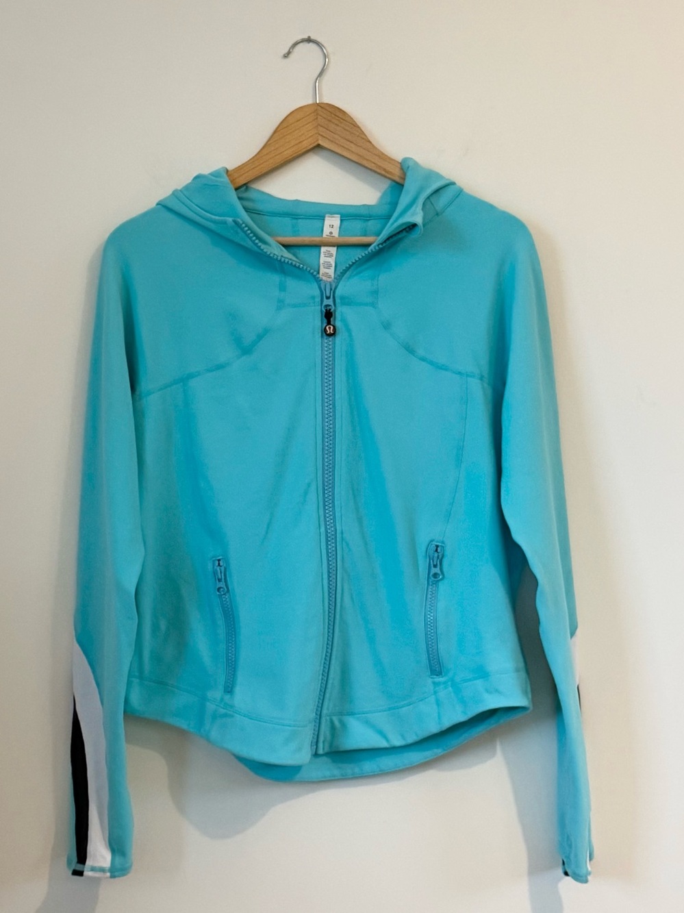 Rare Vintage Lululemon Half Moon Jacket in Angel Blue